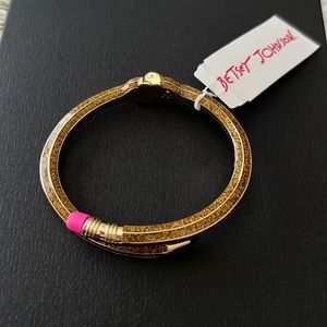 Betsey Johnson Bypass  Pencil Bracelet from Tiktok NWT